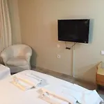 Koz Eren Cesme