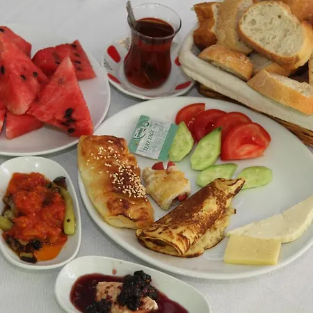 Koz Eren Hotel 2*