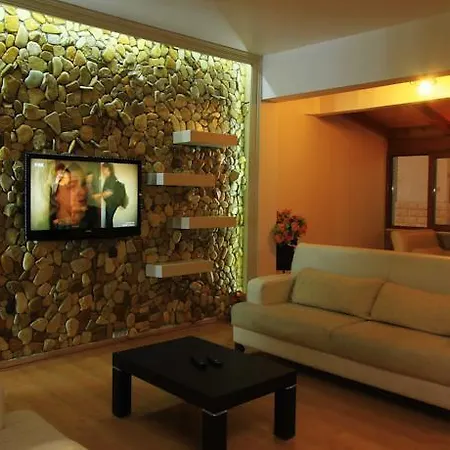 Koz Eren Cesme