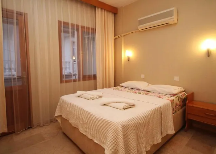 Koz Eren Hotel 2*